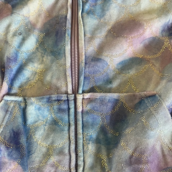 Girl’s Cat & Jack One Piece Pajama Bundle - Picture 2 of 8